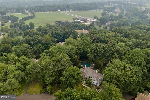 36 TIMBER KNOLL DR, Washington Crossing, PA 18977