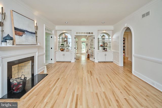 36 TIMBER KNOLL DR, Washington Crossing, PA 18977