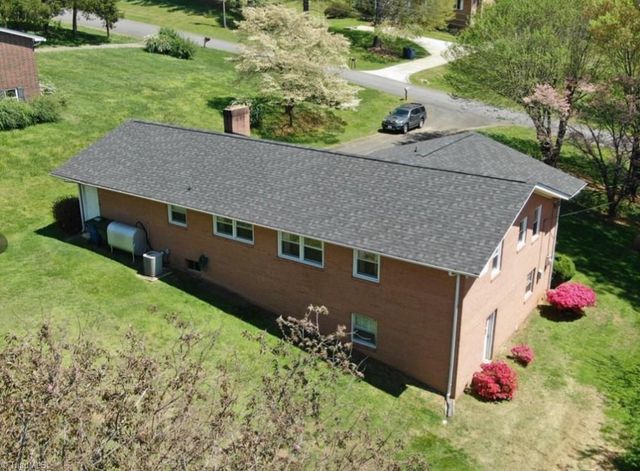 2149 Margaret Drive, Mount Airy, NC 27030