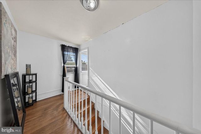 5 S PENNEWELL DR, Wilmington, DE 19809