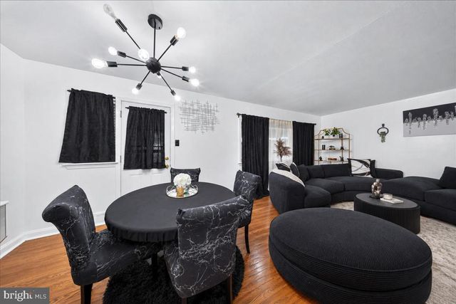 5 S PENNEWELL DR, Wilmington, DE 19809