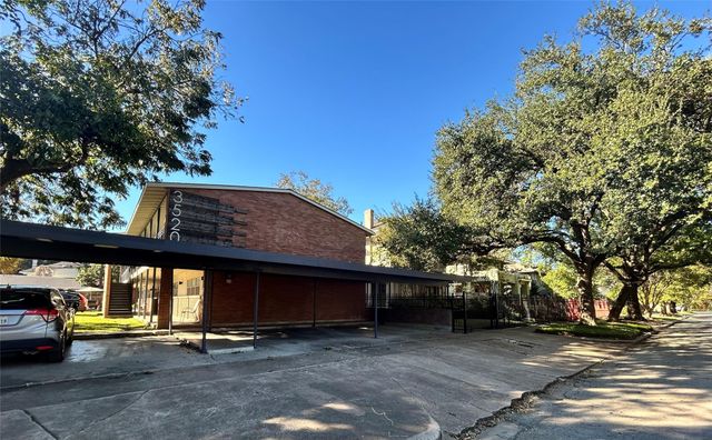 3520 Garrott 3, Houston, TX 77006