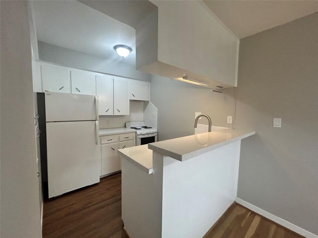 3520 Garrott 3, Houston, TX 77006