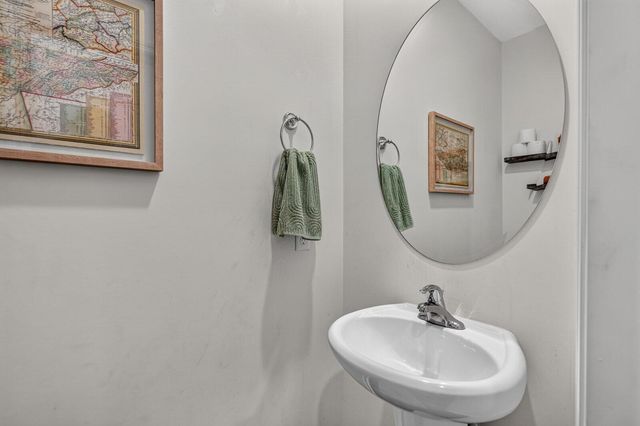 646 Lakeshore Drive, Fort Oglethorpe, GA 30742