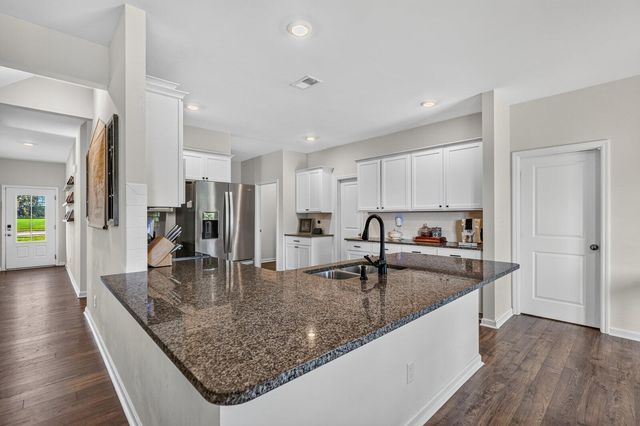 646 Lakeshore Drive, Fort Oglethorpe, GA 30742