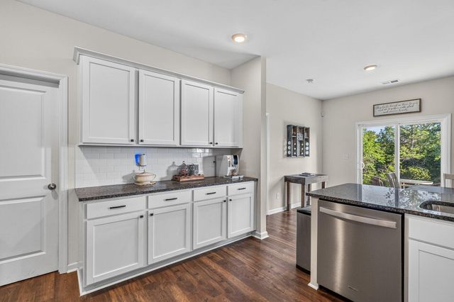 646 Lakeshore Drive, Fort Oglethorpe, GA 30742
