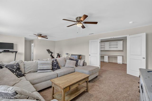 646 Lakeshore Drive, Fort Oglethorpe, GA 30742