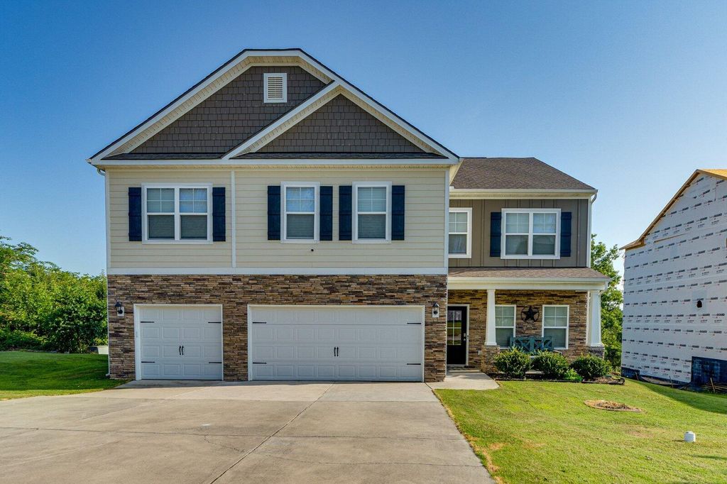 646 Lakeshore Drive, Fort Oglethorpe, GA 30742