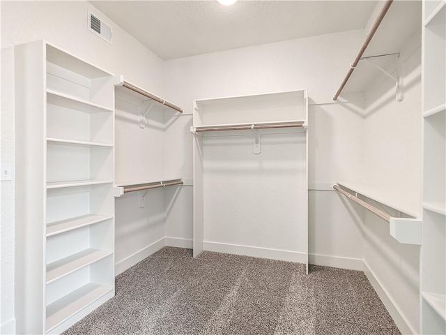 9323 Pickering Street, Lenexa, KS 66227