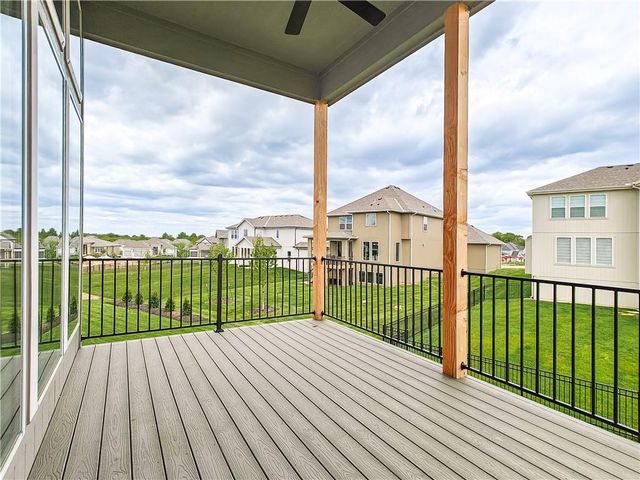 9323 Pickering Street, Lenexa, KS 66227