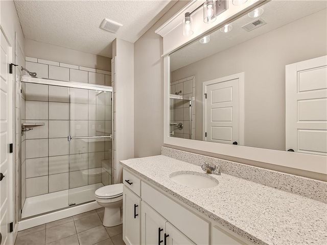 9323 Pickering Street, Lenexa, KS 66227