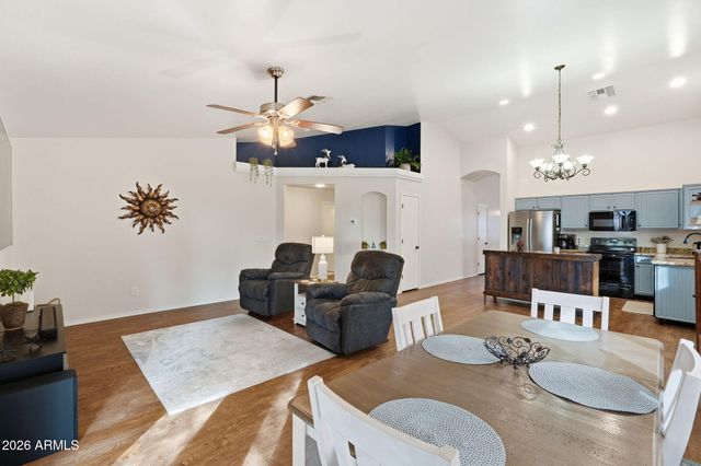 273 W HAWTHORNE Drive, Casa Grande, AZ 85122