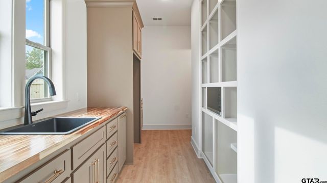 20964 Patriot Circle, Tyler, TX 75703