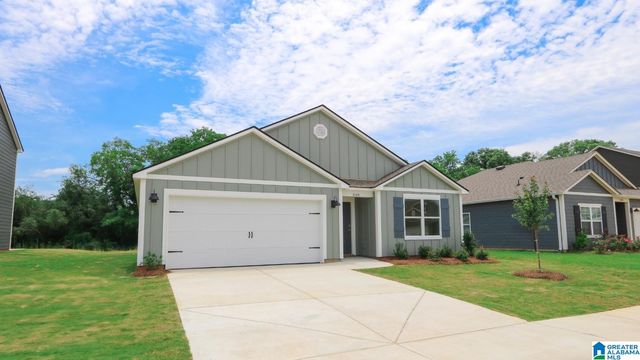 348 KOSLIN LOOP, Calera, AL 35040
