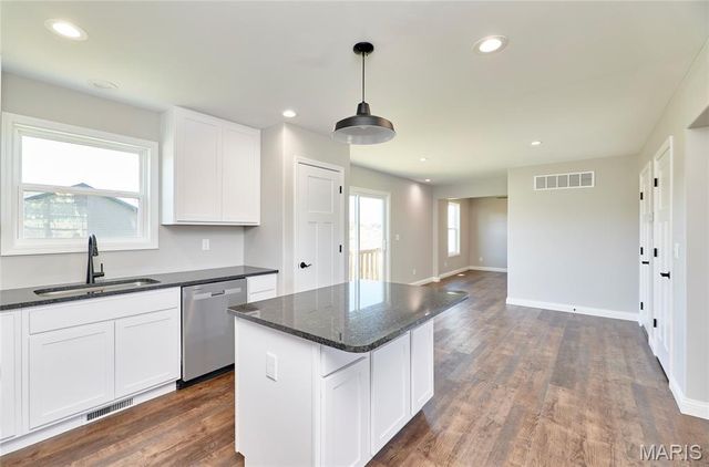 127 Peruque Creek Manor, Wright City, MO 63390