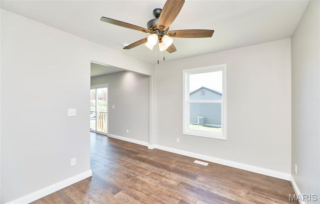 127 Peruque Creek Manor, Wright City, MO 63390