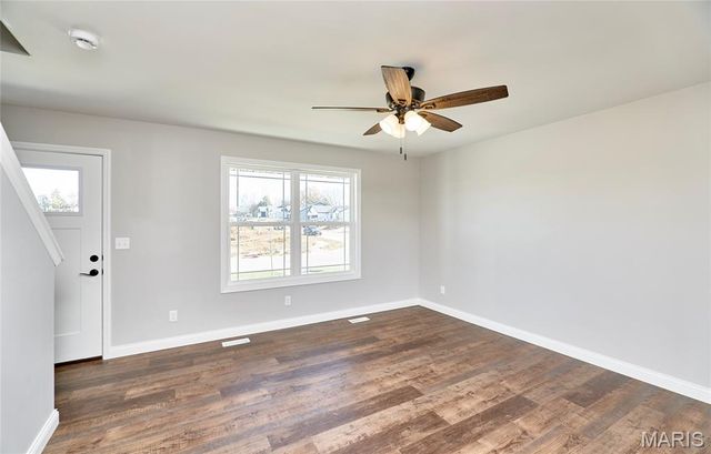 127 Peruque Creek Manor, Wright City, MO 63390