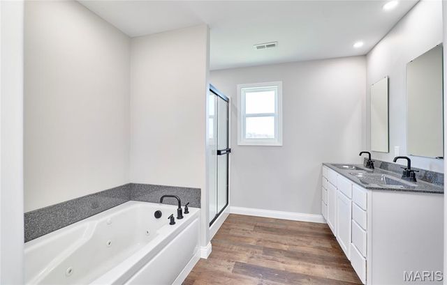 127 Peruque Creek Manor, Wright City, MO 63390