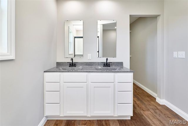 127 Peruque Creek Manor, Wright City, MO 63390