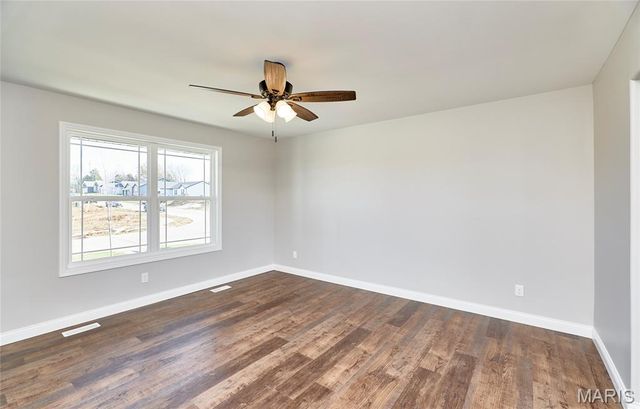 127 Peruque Creek Manor, Wright City, MO 63390