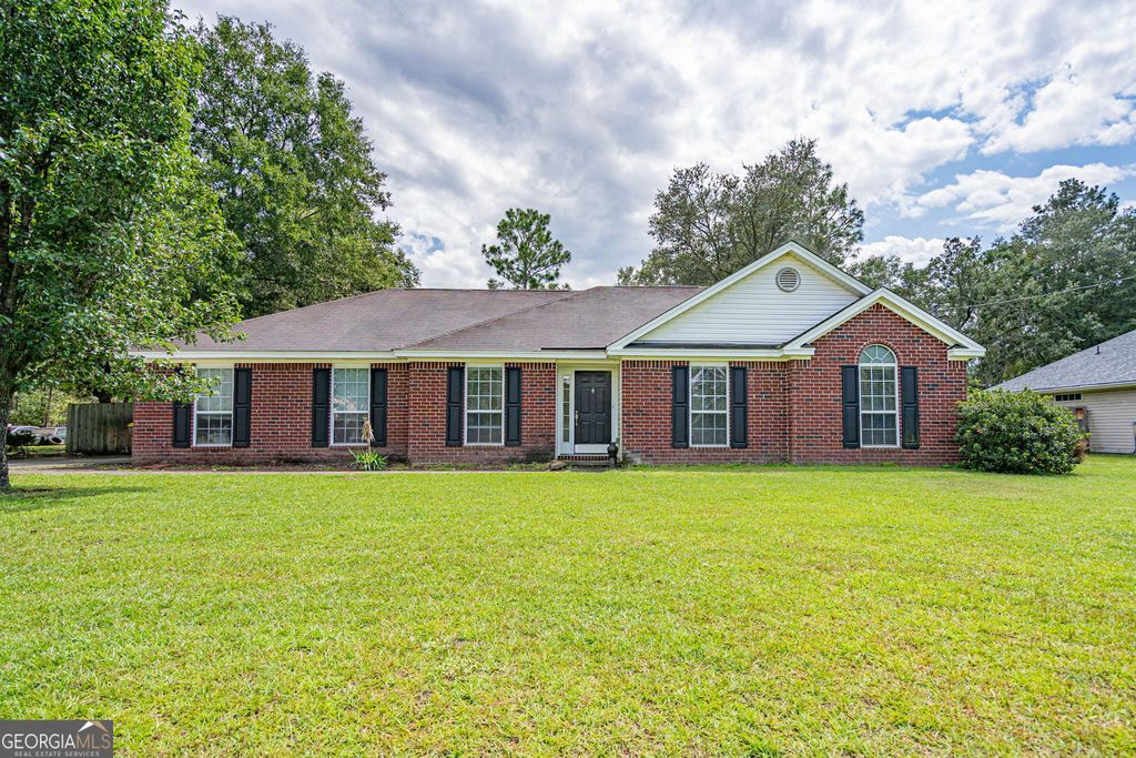 410 Joshua Circle, Ellabell, GA 31308