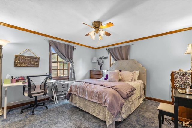 1636 S Triangle AVENUE, New Berlin, WI 53151