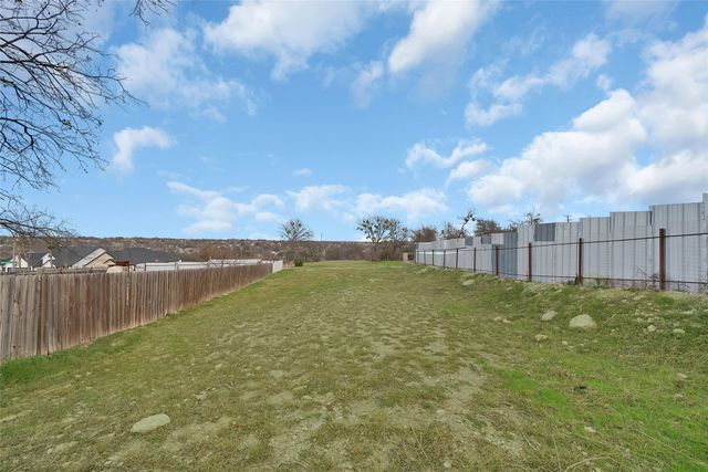 2909 Pearl Avenue, Fort Worth, TX 76106