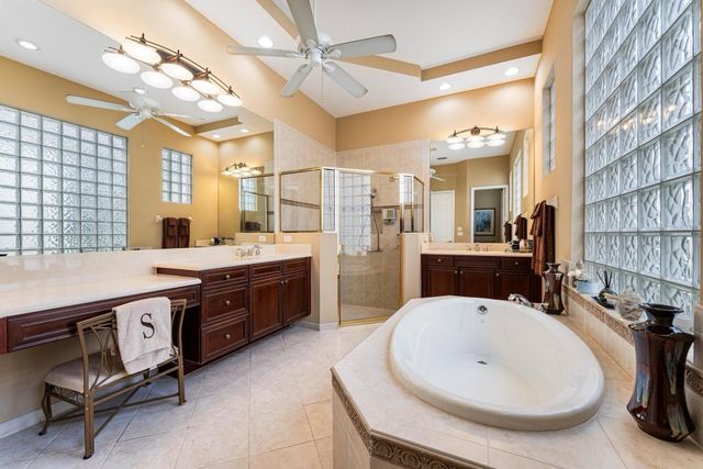 1914 Via Castello, Wellington, FL 33411