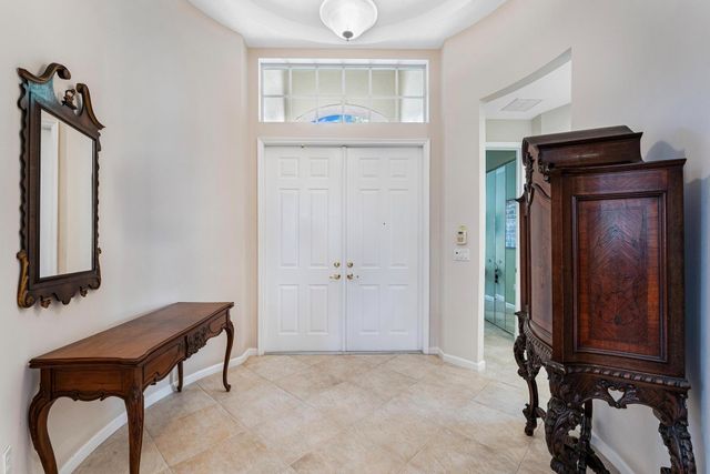 1914 Via Castello, Wellington, FL 33411