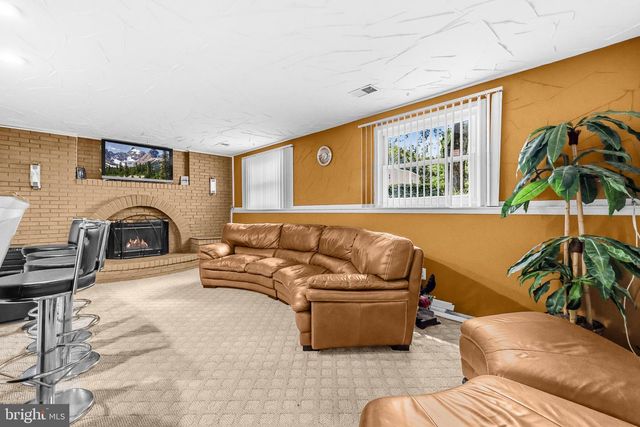 6603 SEWARD RD, Bowie, MD 20720