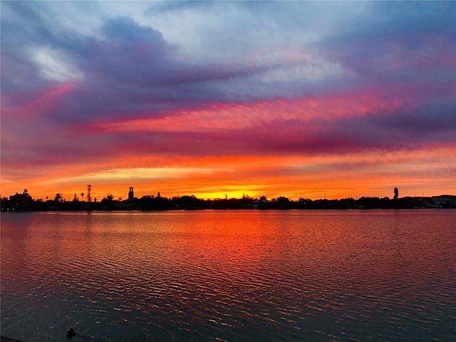 7984 SAILBOAT KEY BOULEVARD S 502, South Pasadena, FL 33707