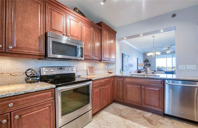 7984 SAILBOAT KEY BOULEVARD S 502, South Pasadena, FL 33707