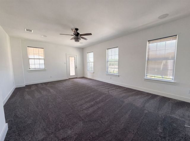 8200 Bethpage Drive, Mckinney, TX 75070