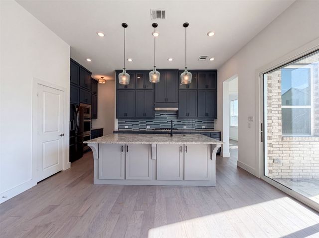 8200 Bethpage Drive, Mckinney, TX 75070