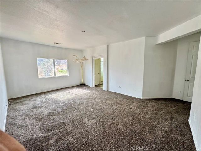 13831 Coolidge, Oak Hills, CA 92344