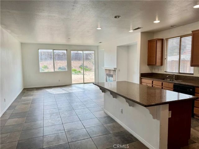 13831 Coolidge, Oak Hills, CA 92344