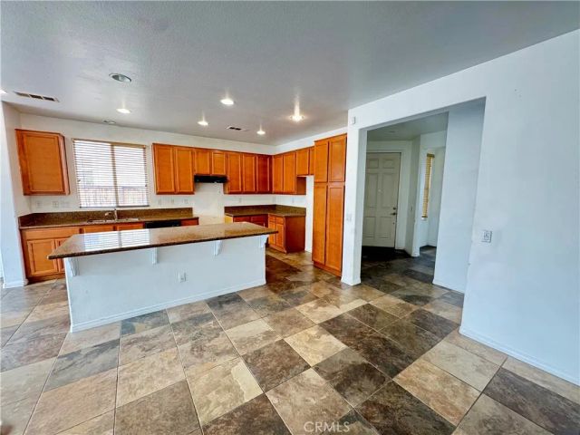 13831 Coolidge, Oak Hills, CA 92344