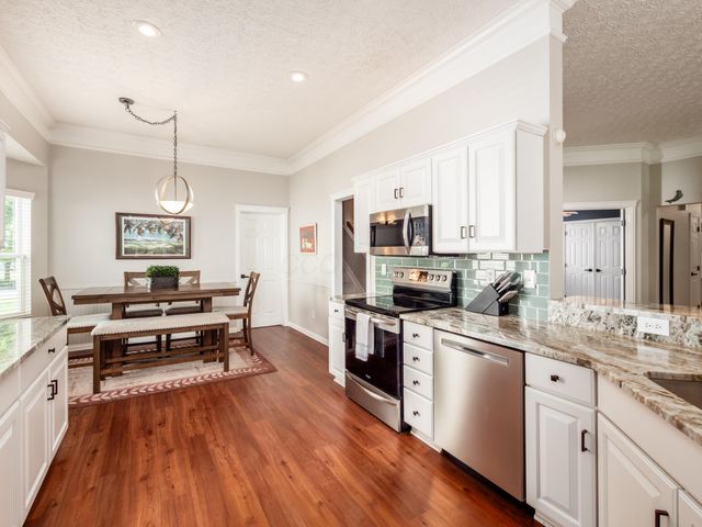 247 Chasely Circle, Powell, OH 43065