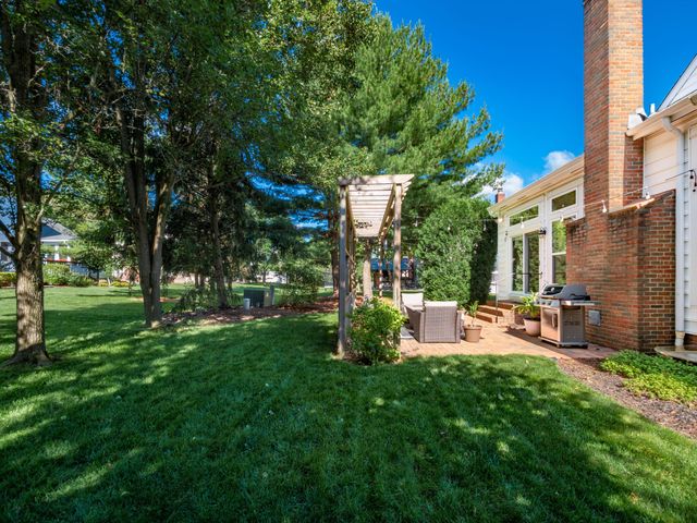 247 Chasely Circle, Powell, OH 43065
