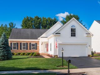 247 Chasely Circle, Powell, OH 43065