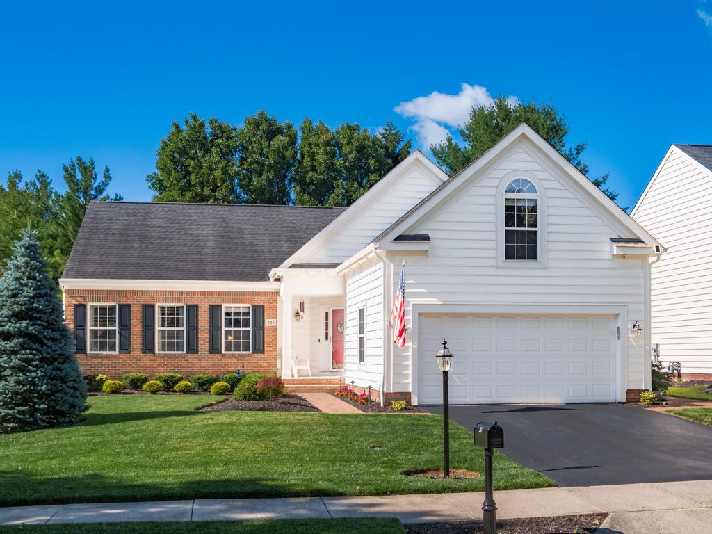 247 Chasely Circle, Powell, OH 43065