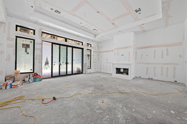 7746 Dog Wood Acres Drive, Montgomery, TX 77316