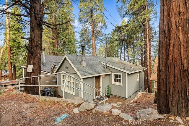 25616 Hi Lane, Twin Peaks, CA 92391