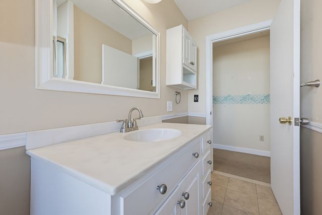 699 Pleasant St, Norwood, MA 02062