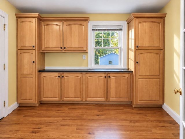 699 Pleasant St, Norwood, MA 02062