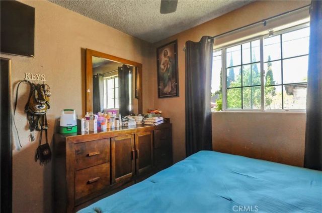 1887 Waters Avenue, Pomona, CA 91766