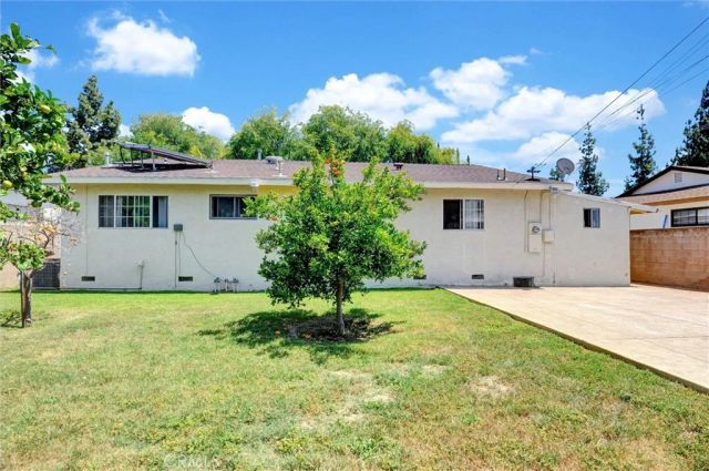 1887 Waters Avenue, Pomona, CA 91766