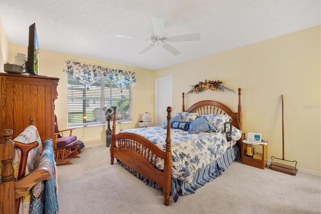 1884 POPPY CIRCLE, The Villages, FL 32162