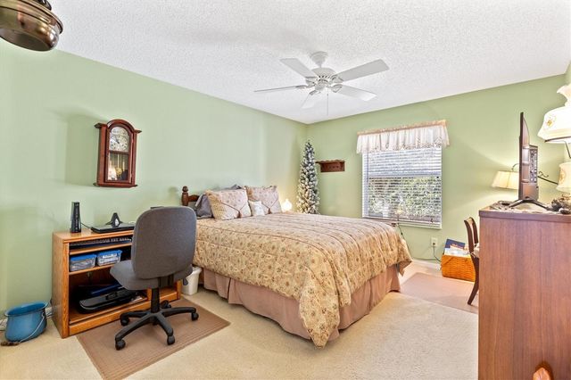 1884 POPPY CIRCLE, The Villages, FL 32162