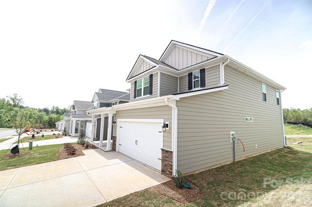 5007 Twin River Drive, Denver, NC 28037